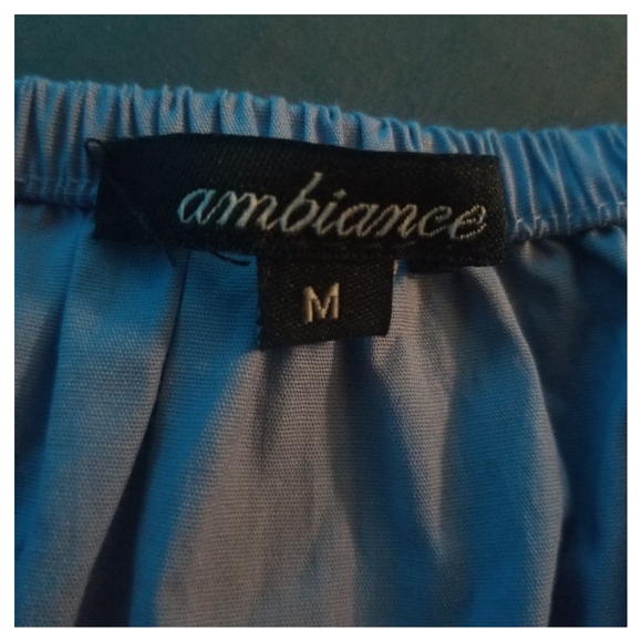 Off shoulder Top - Picture 2 of 3